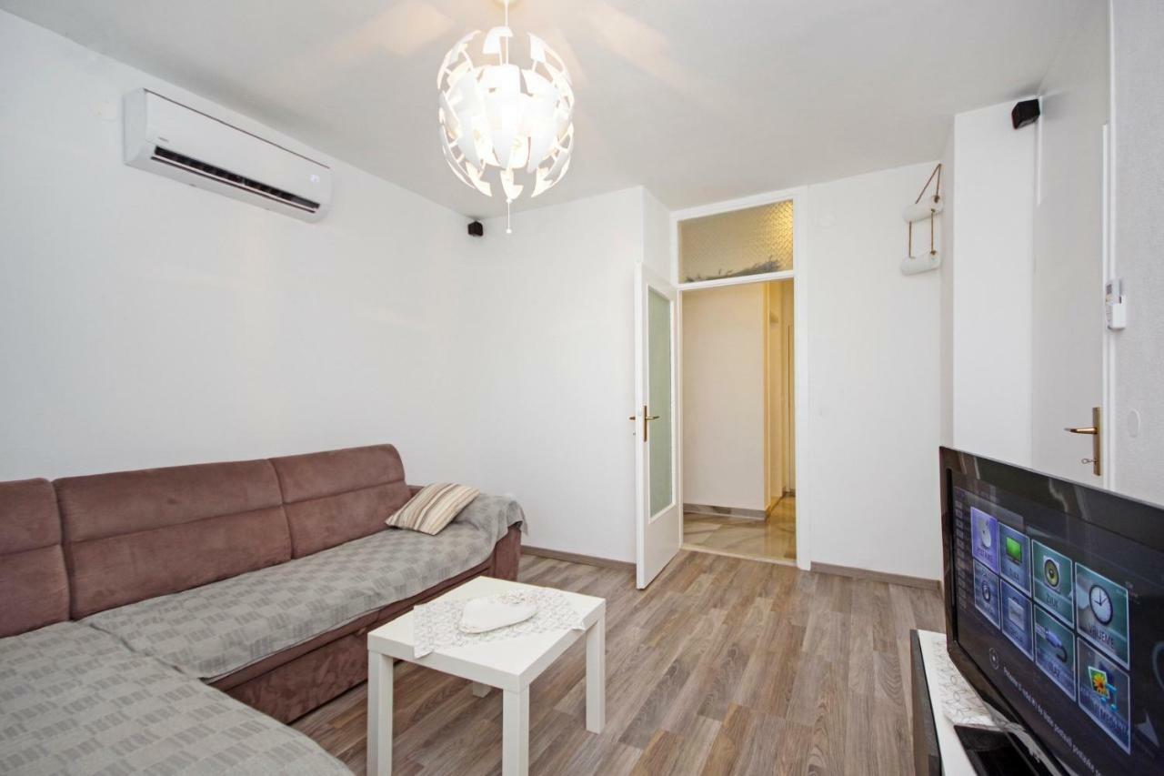 Nugal Apartment Makarska Ngoại thất bức ảnh