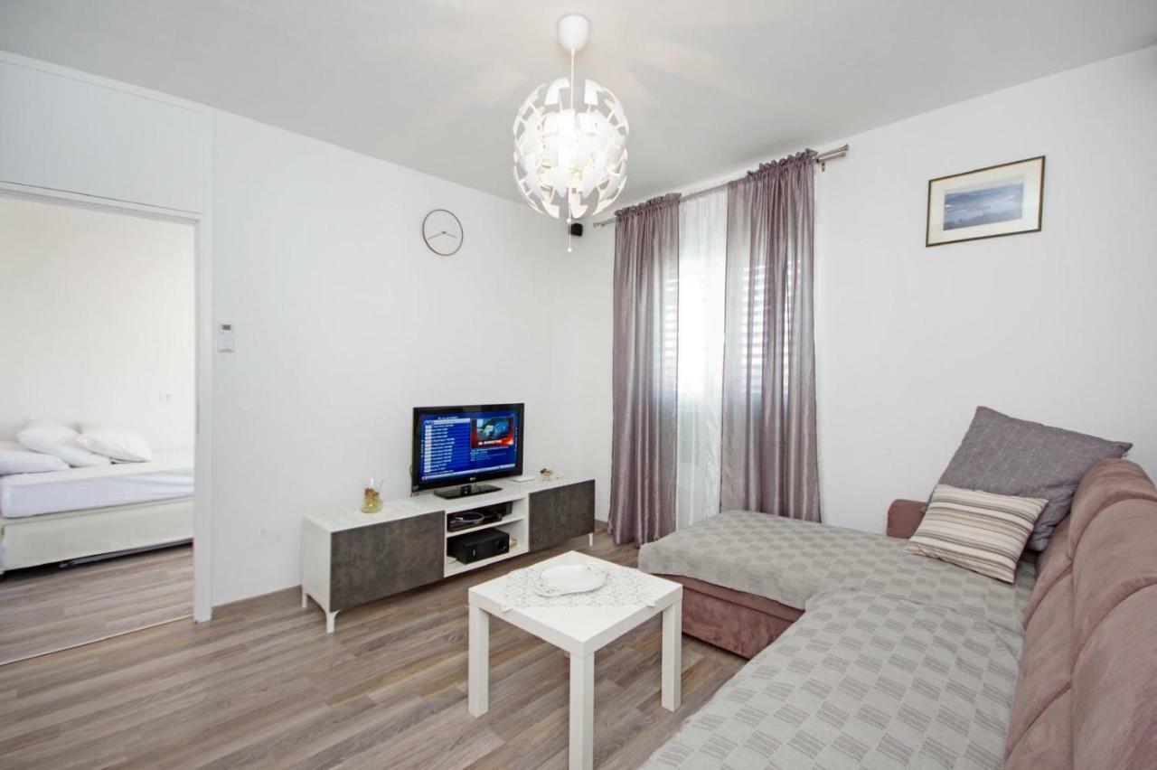 Nugal Apartment Makarska Ngoại thất bức ảnh